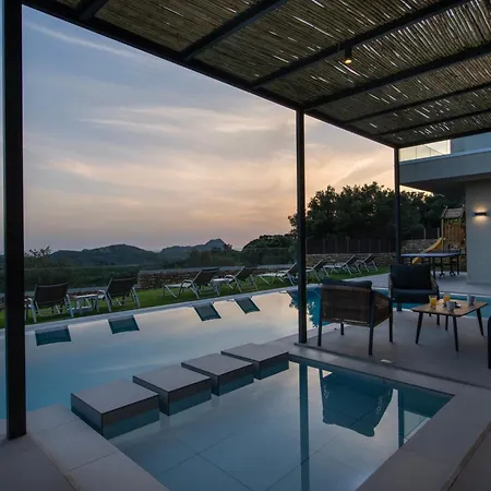 Porti Aphrodite Vila